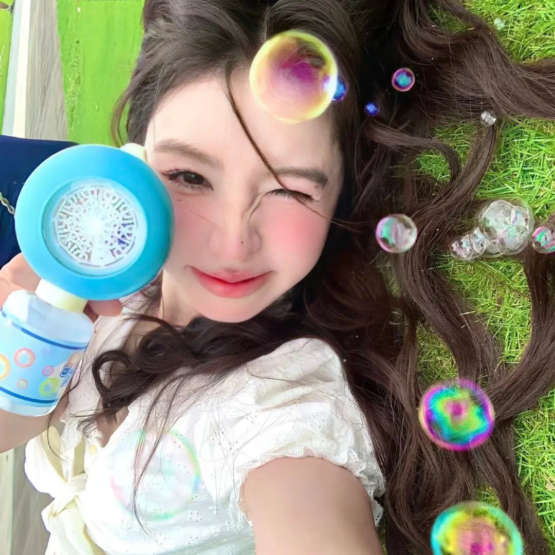 笑脸杀手封面